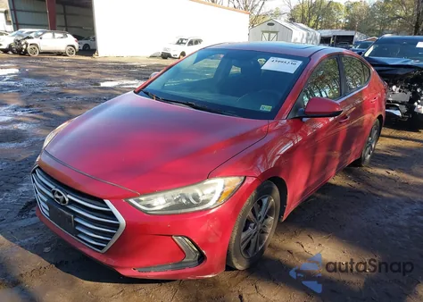2017 Hyundai Elantra Value Edition z USA, uszkodzony, nr VIN 5NPD84LF7HH133631